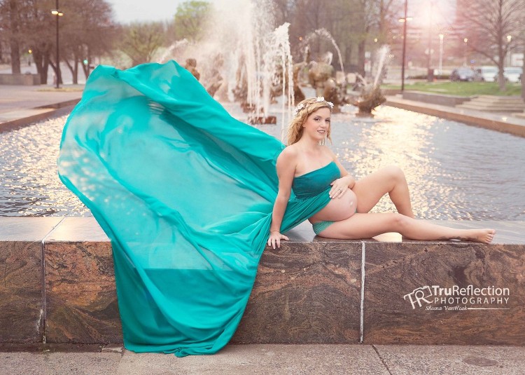 maternity boudoir trureflection indianapolis